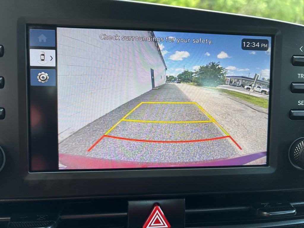 Used 2025 Hyundai Elantra Sport image 11