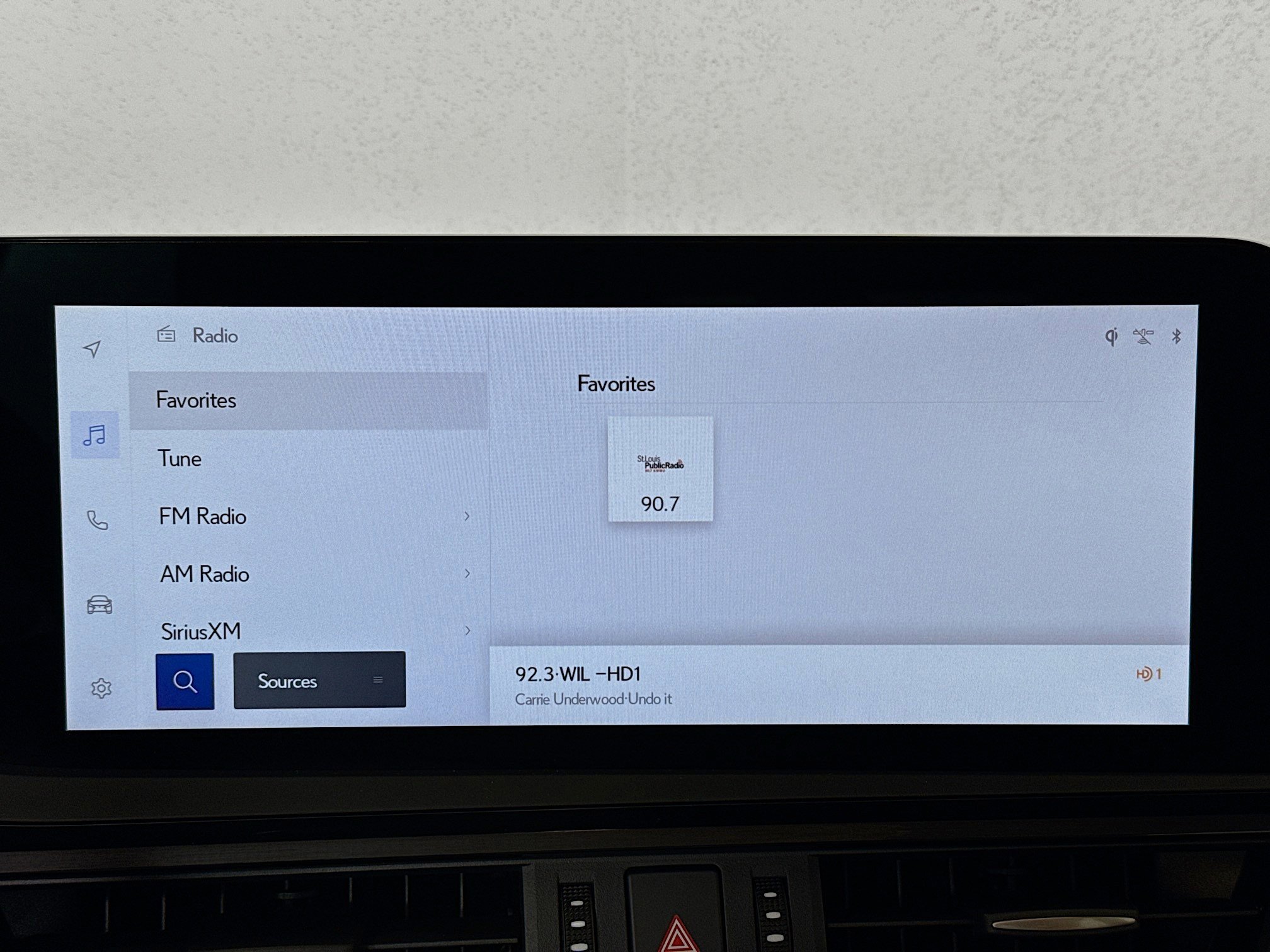 Certified 2024 Lexus ES 350 w/ Premium Package image 15