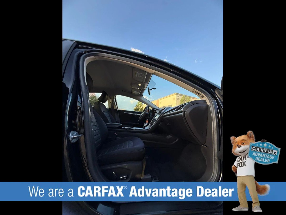 Used 2016 Ford Fusion SE FWD image 38