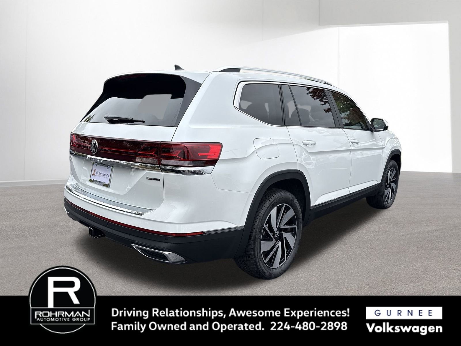 New 2026 Volkswagen Atlas SEL image 9