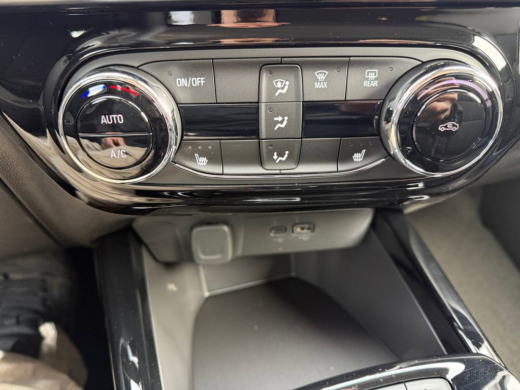 New 2026 Chevrolet Trax ACTIV w/ Driver Confidence Package image 19