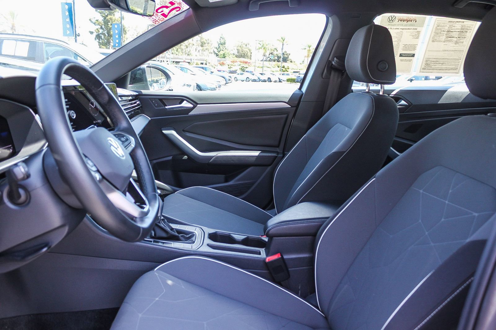 Used 2025 Volkswagen Jetta Sport FWD image 18