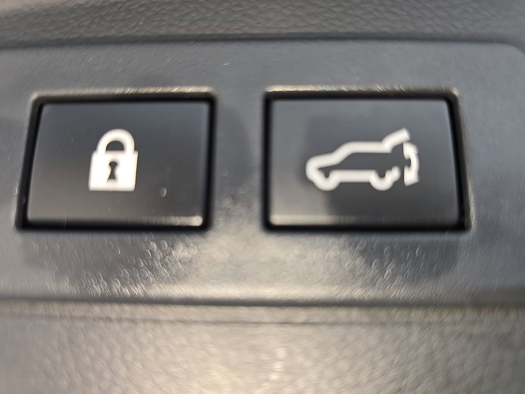 Used 2024 Subaru Outback Touring XT image 30