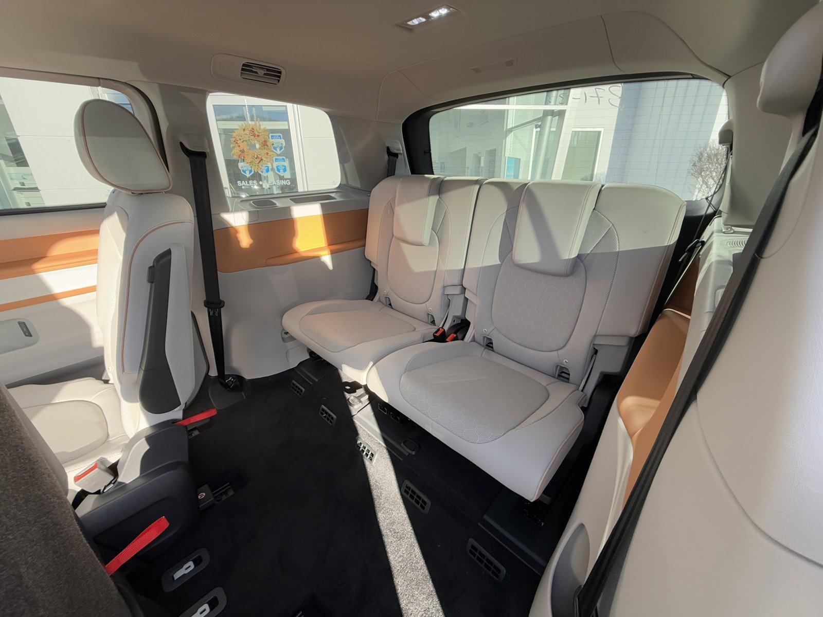 New 2025 Volkswagen ID. Buzz 1st Edition image 21