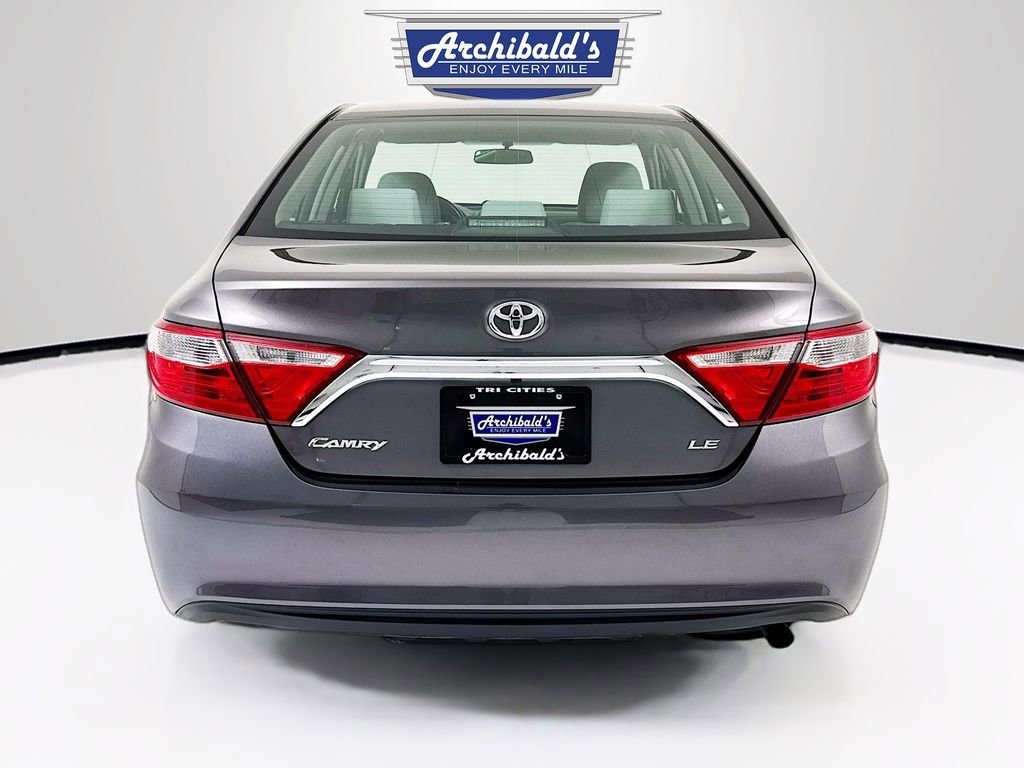 Used 2017 Toyota Camry LE image 7