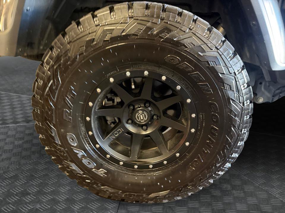 Used 2023 Jeep Gladiator Sport AWD/4WD image 27