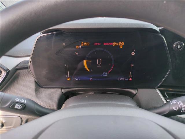 Used 2025 Chevrolet TrailBlazer LT image 11