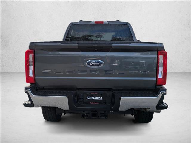 New 2026 Ford F250 XLT w/ FX4 Off-Road Package image 9