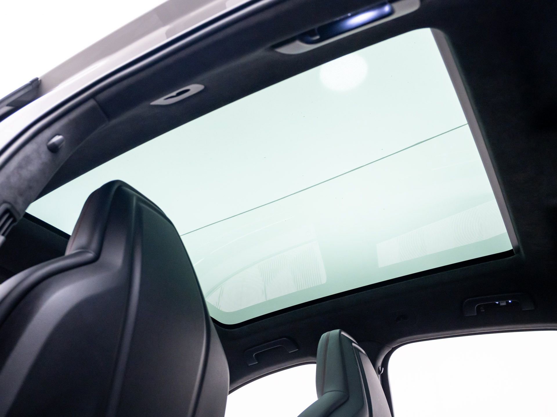 Used 2022 Porsche Cayenne GTS AWD/4WD image 18