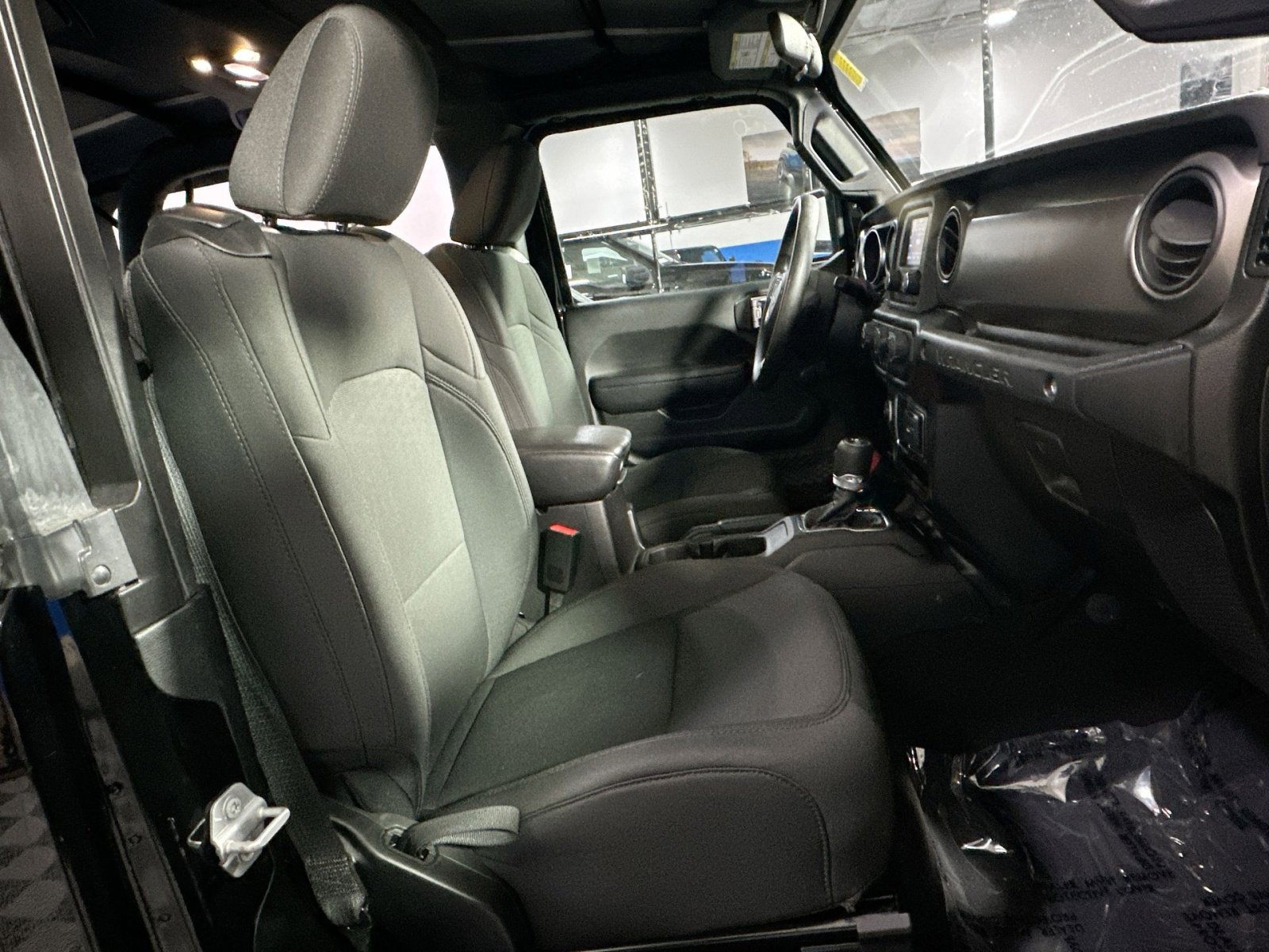 Used 2020 Jeep Wrangler Sport image 34