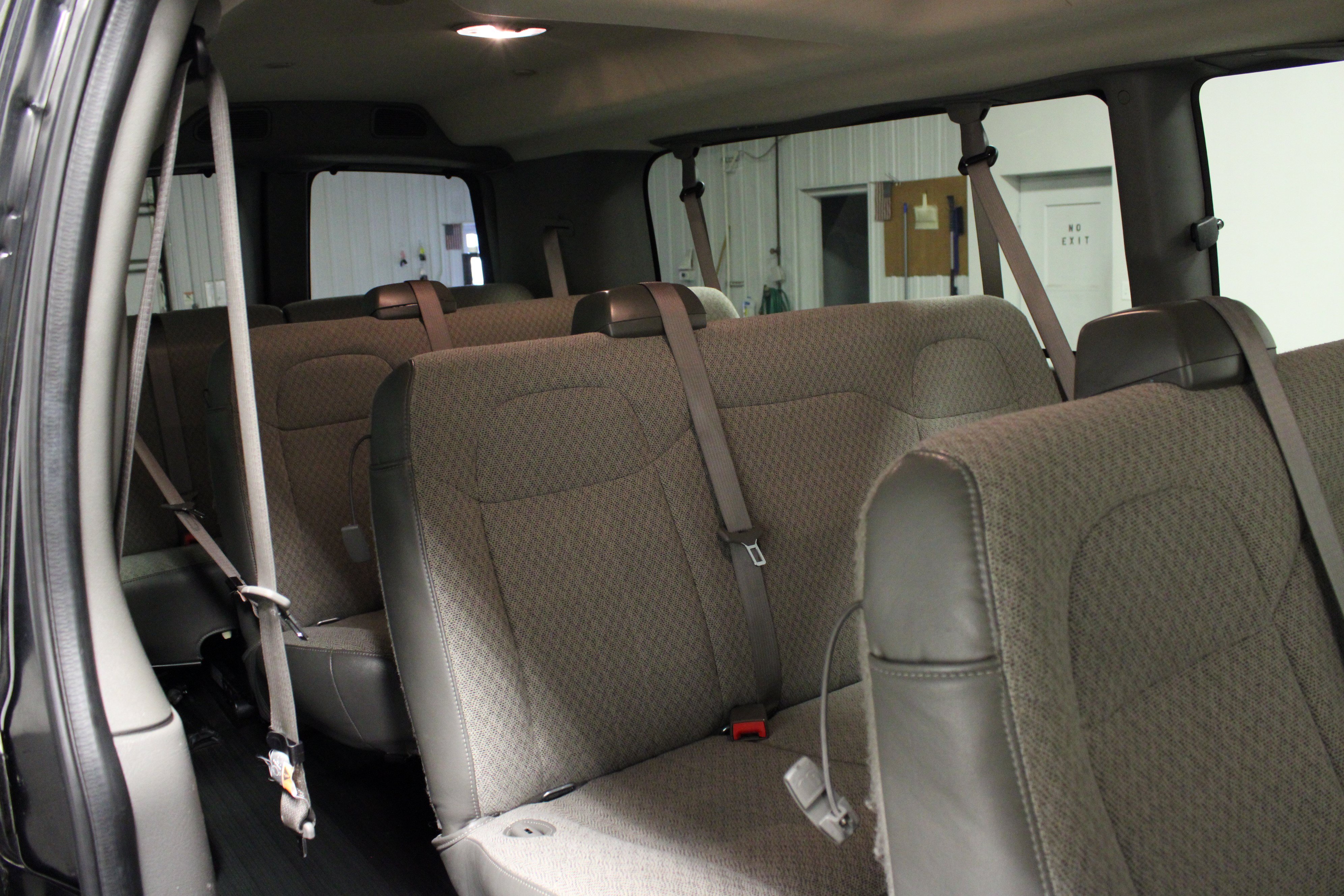 Used 2025 Chevrolet Express 3500 LS RWD image 14