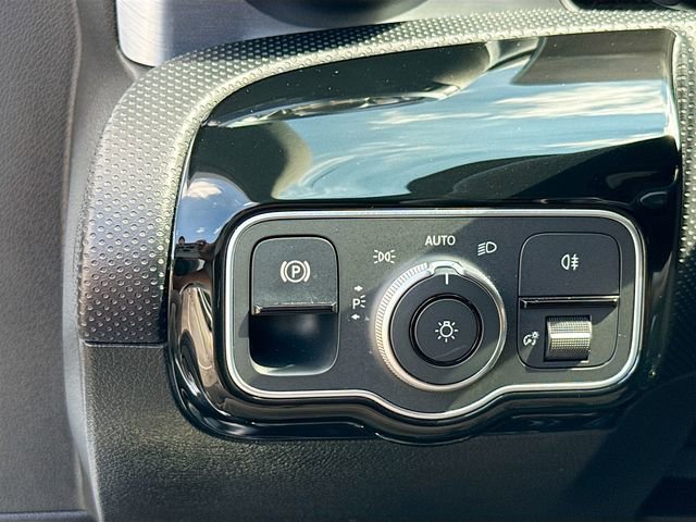 Used 2019 Mercedes-Benz A 220 image 10