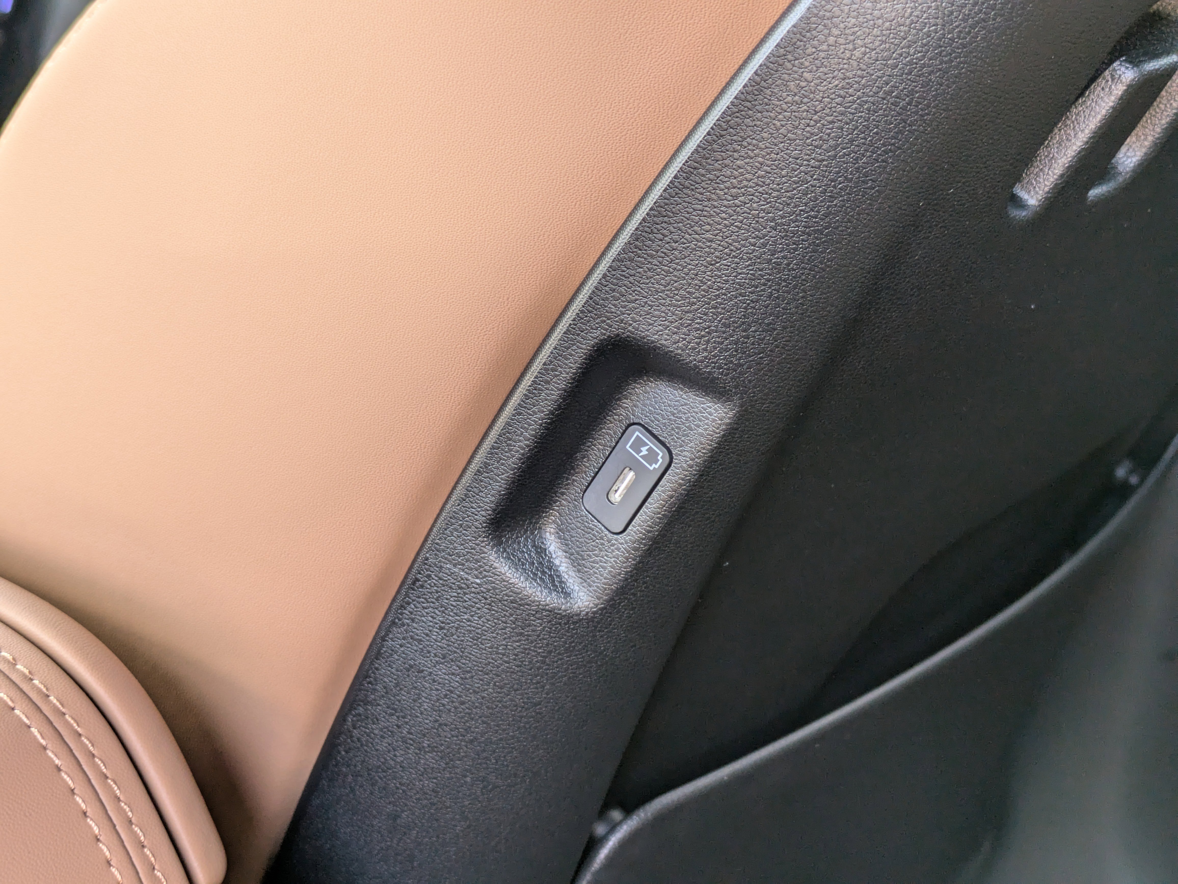 New 2026 Hyundai Santa Fe Calligraphy image 13