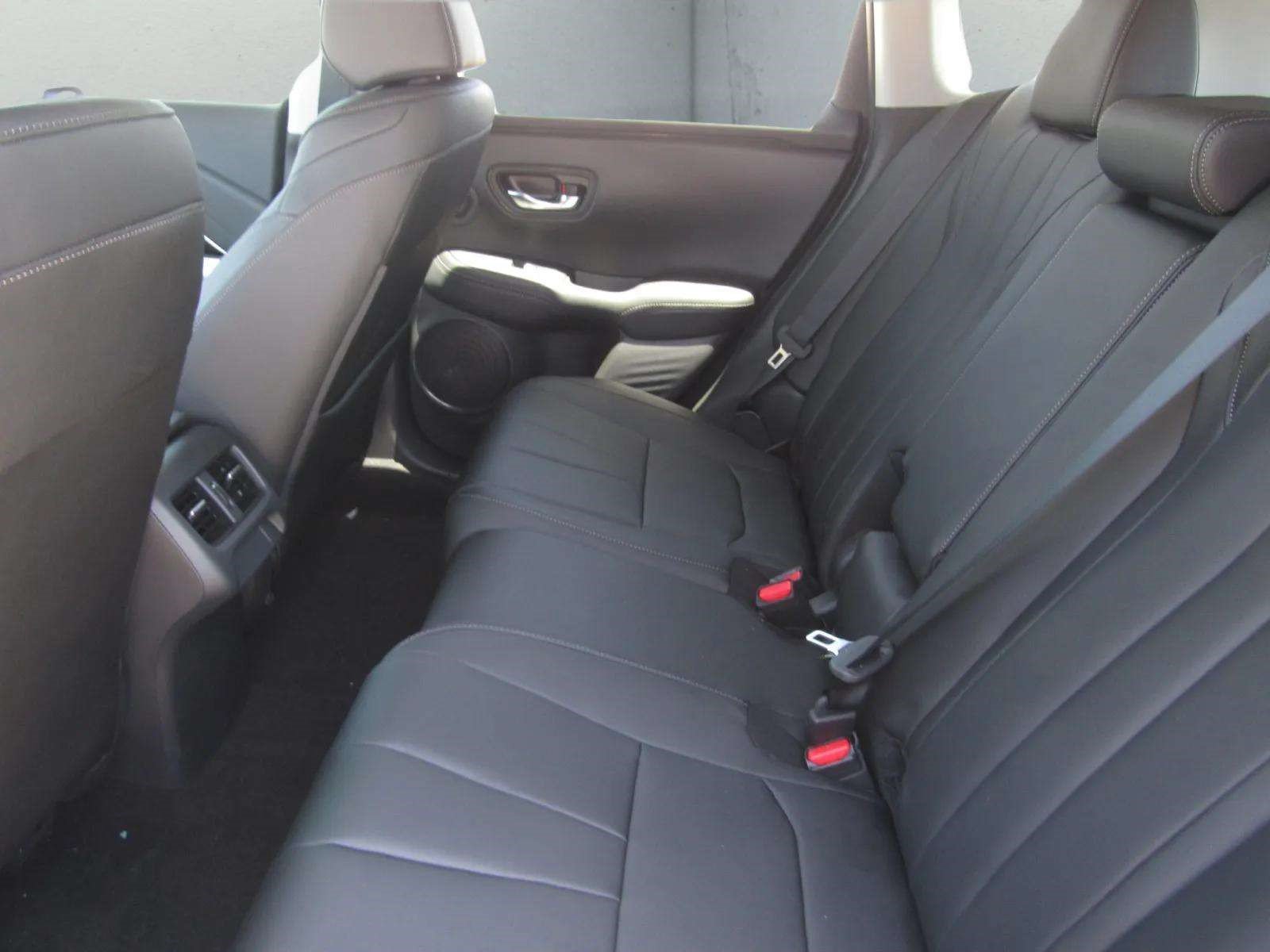 Certified 2025 Acura ADX AWD image 16