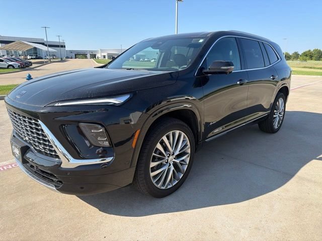 Used 2025 Buick Enclave Avenir w/ Super Cruise Package AWD/4WD image 1