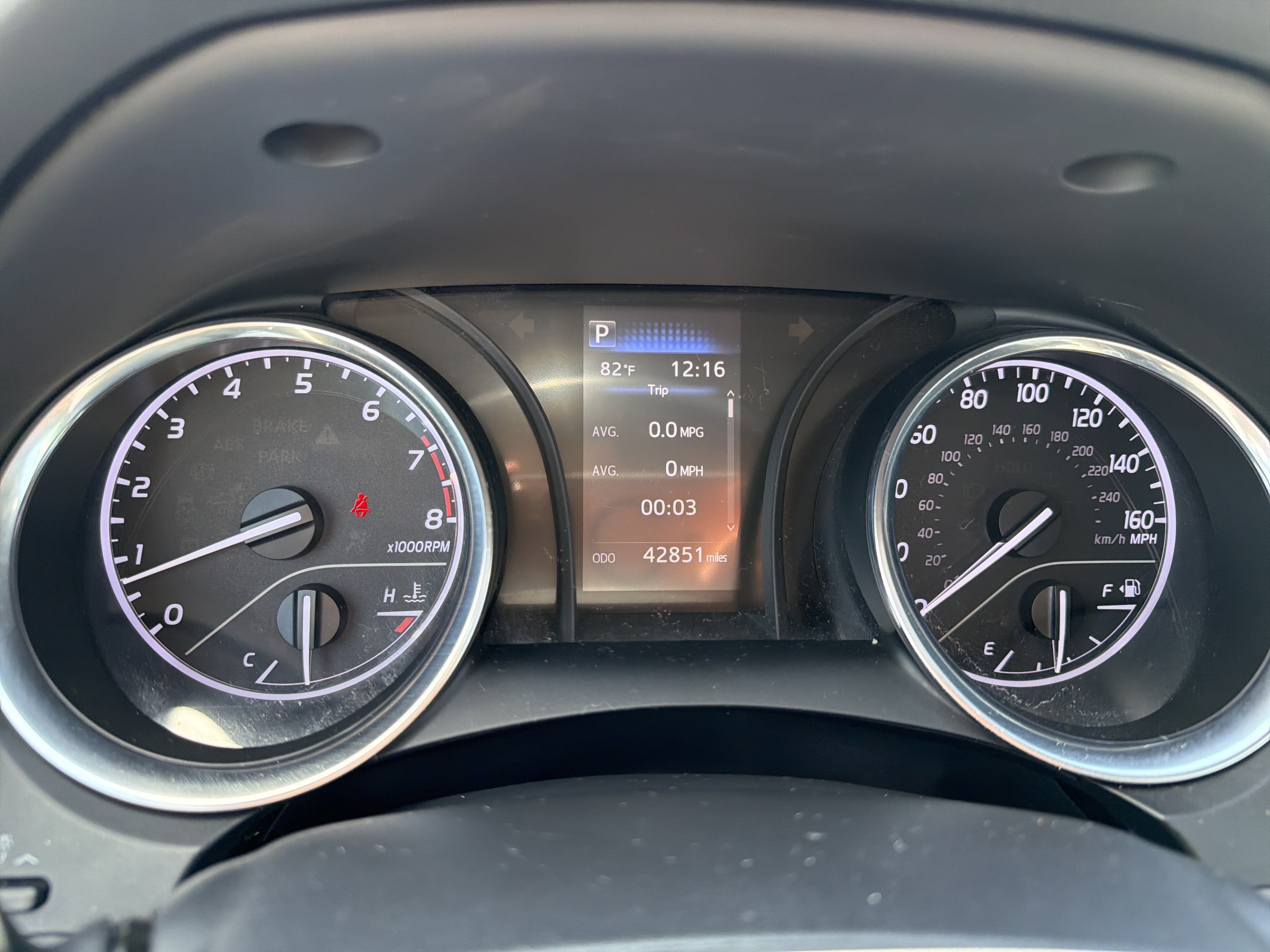 Used 2019 Toyota Camry SE FWD image 16