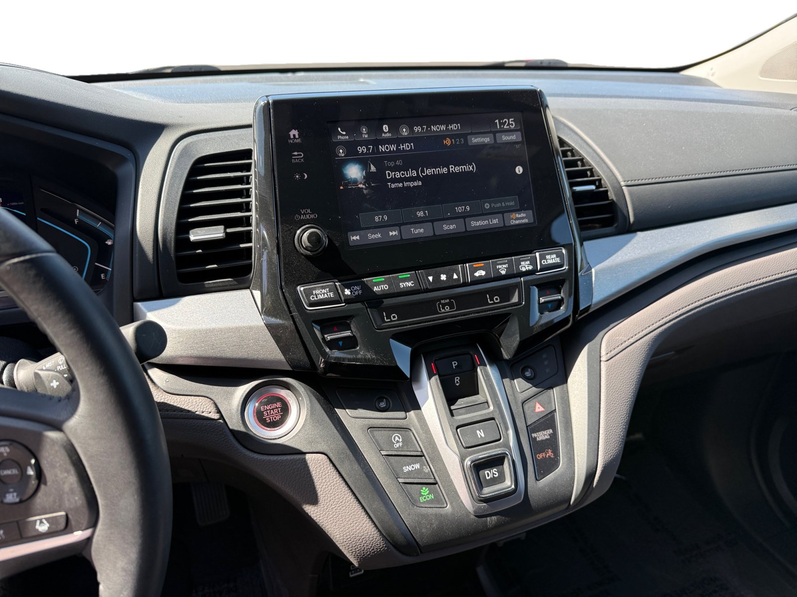 Used 2024 Honda Odyssey EX-L image 12