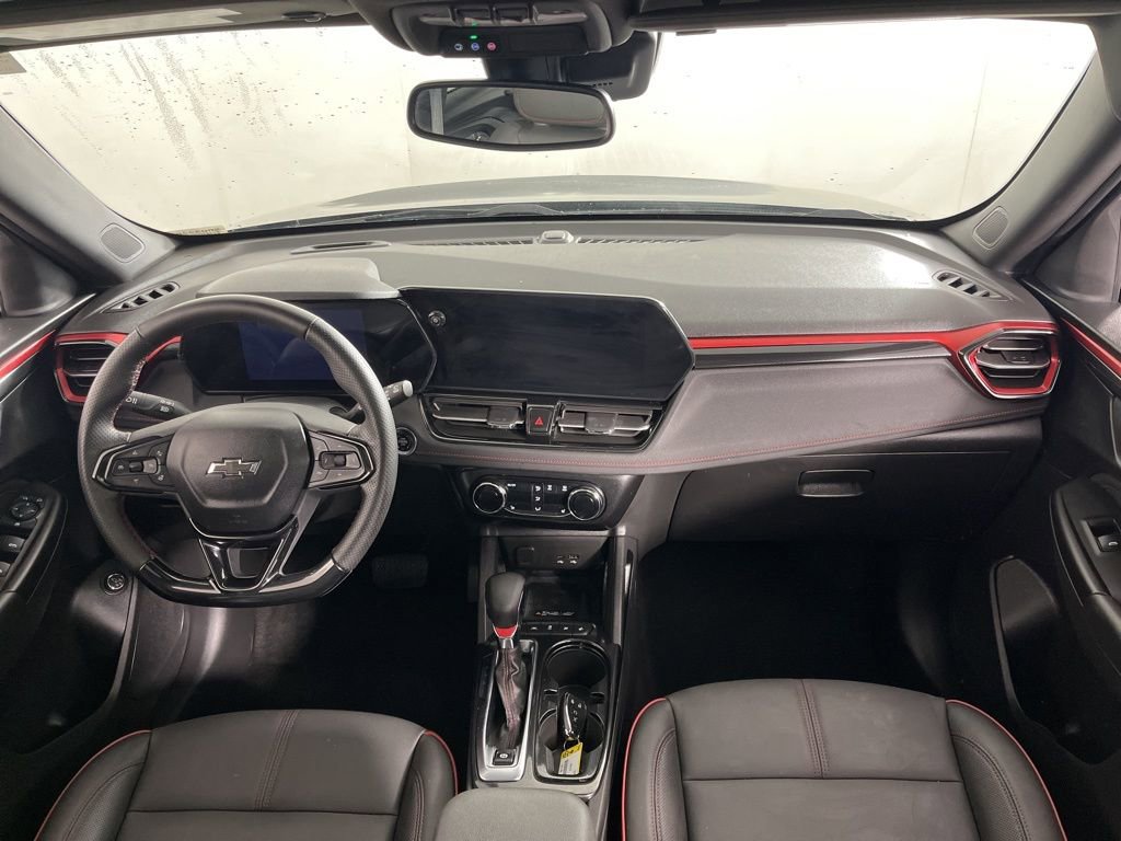 Used 2025 Chevrolet TrailBlazer RS w/ Convenience Package image 15