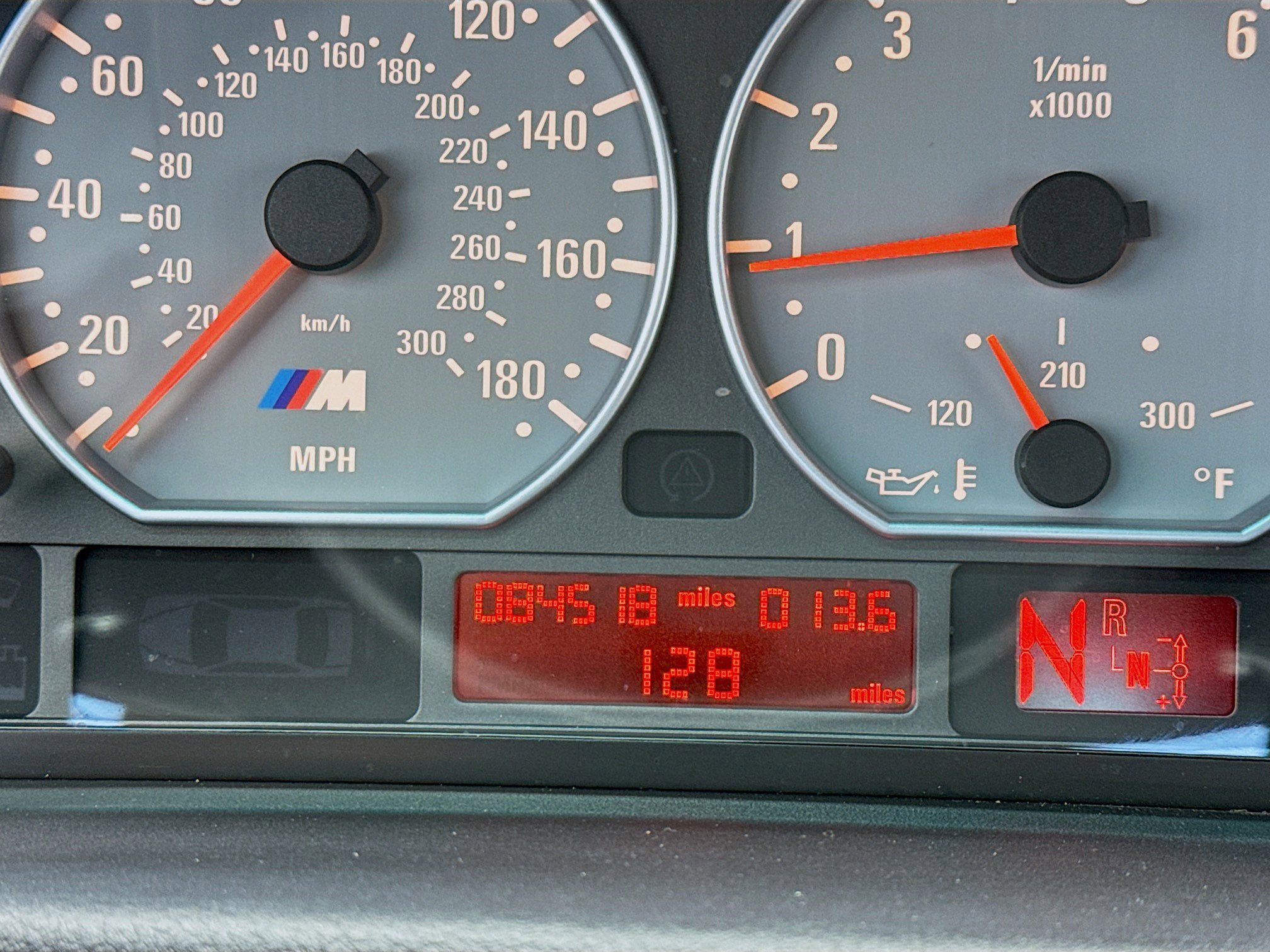 Used 2004 BMW M3 Coupe image 8