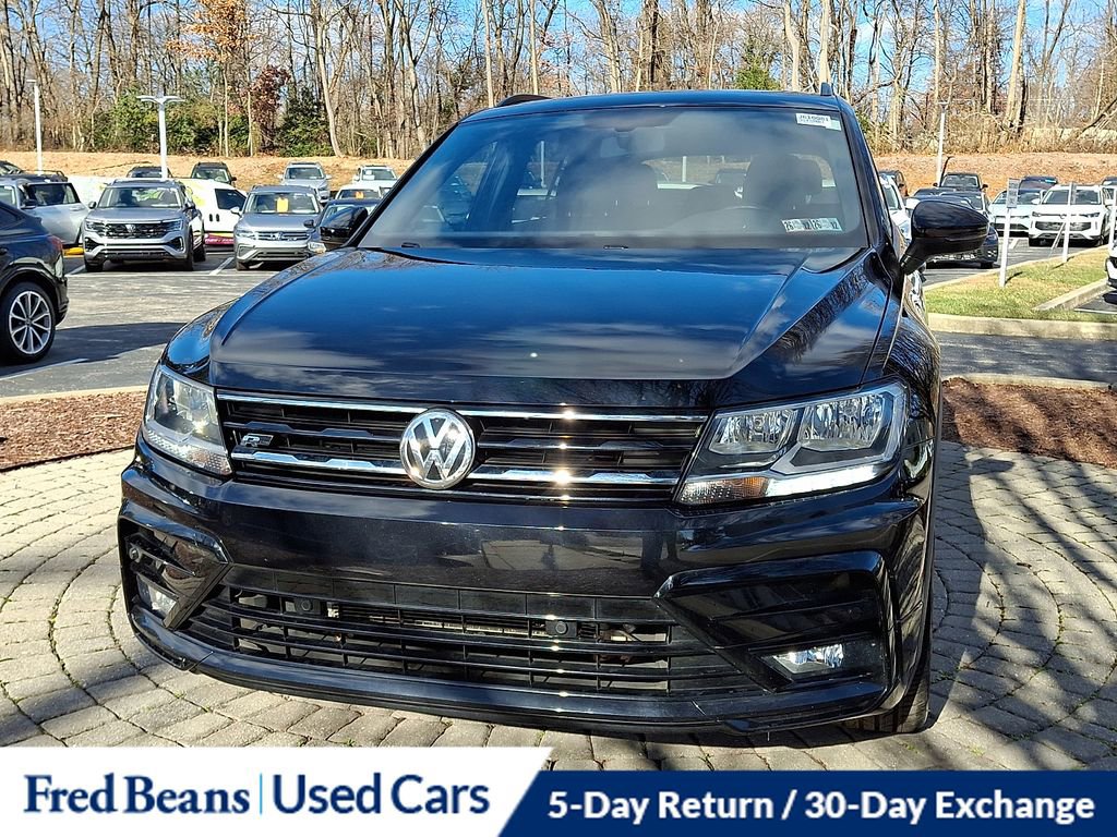Used 2021 Volkswagen Tiguan SE R-Line image 2