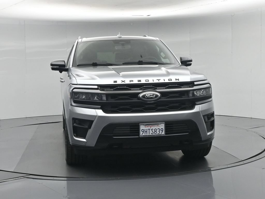 Used 2023 Ford Expedition Limited AWD/4WD image 29