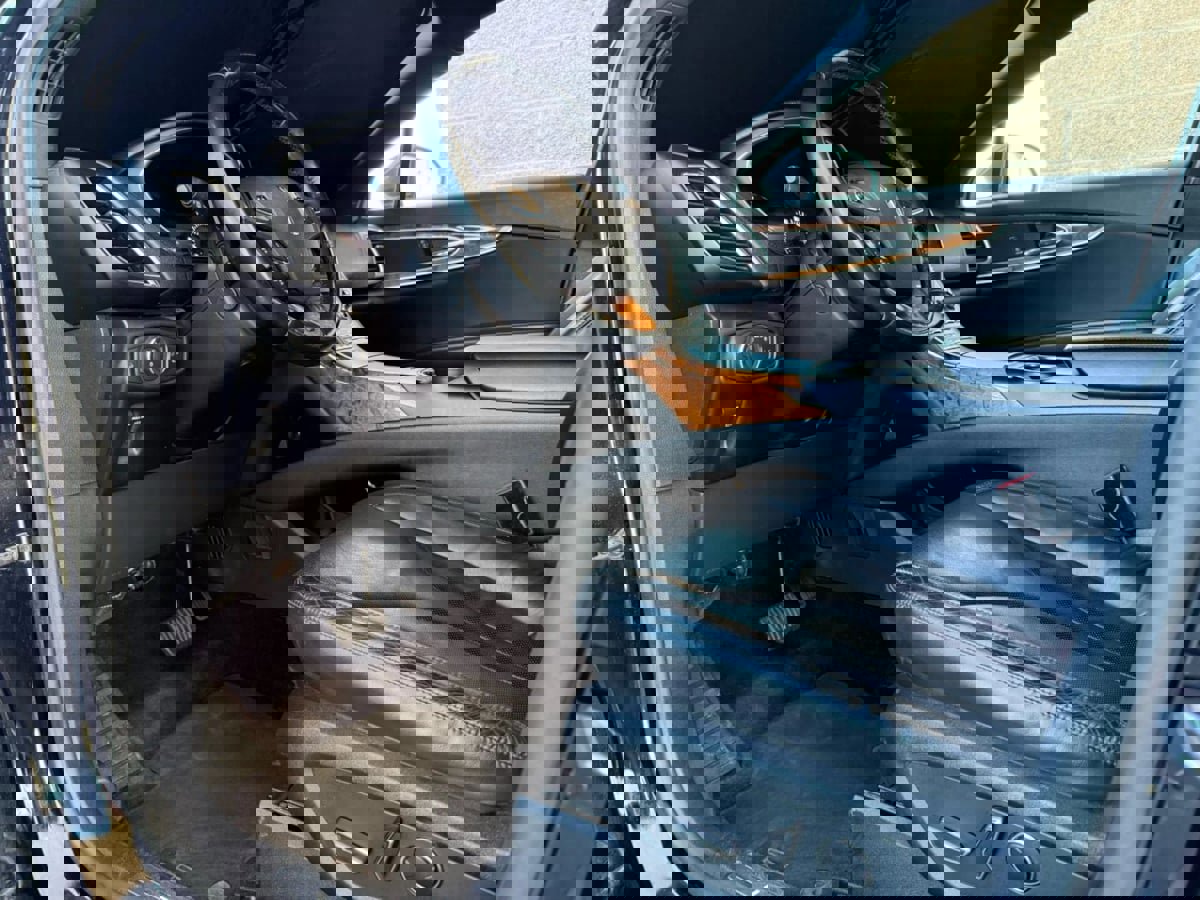 Used 2016 Lincoln MKX Reserve w/ Technology Package image 35