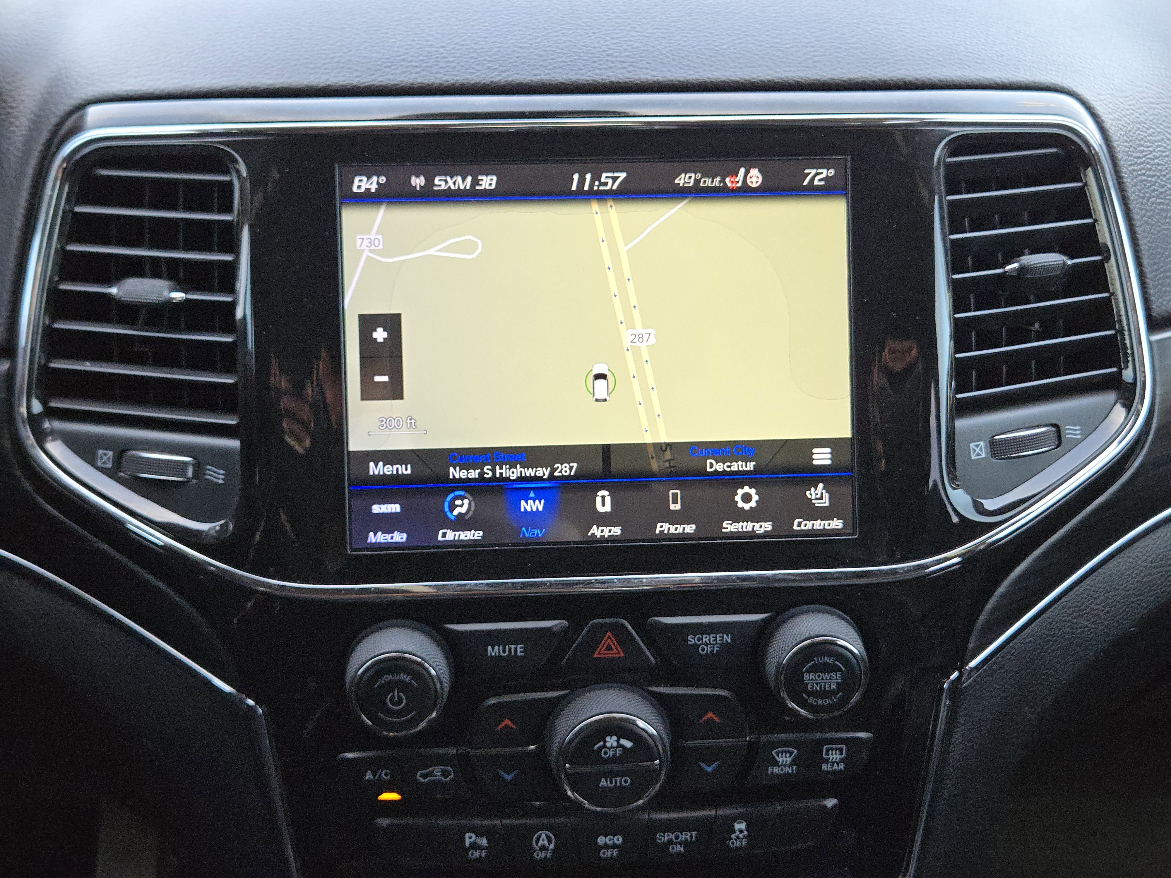 Used 2021 Jeep Grand Cherokee Limited AWD/4WD image 18