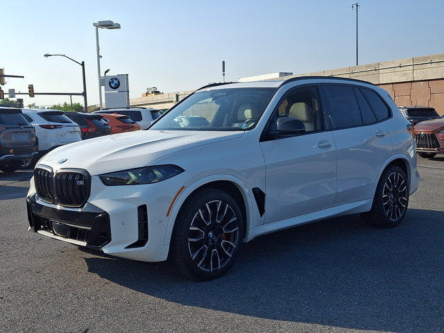Used 2025 BMW X5 M60i AWD/4WD image 3