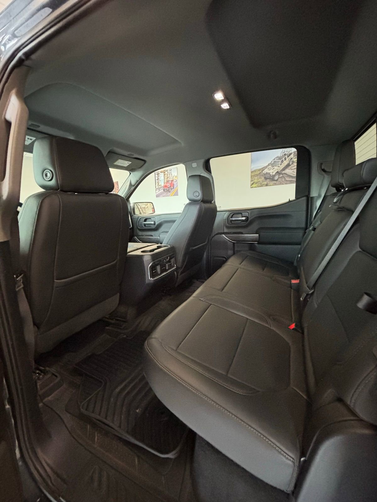 Used 2019 Chevrolet Silverado 1500 LTZ w/ LTZ Plus Package image 13