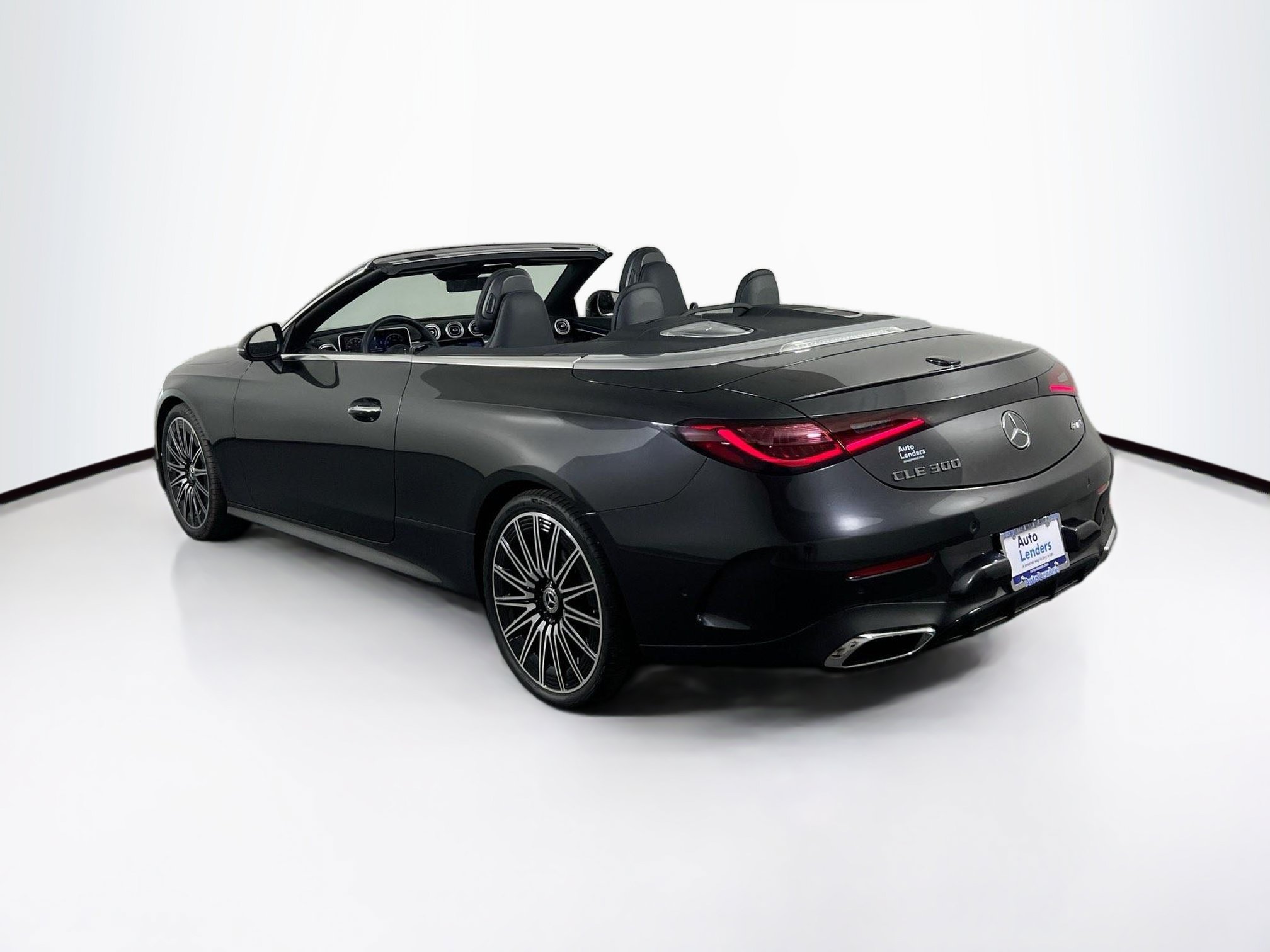 Used 2025 Mercedes-Benz CLE 300 4MATIC Cabriolet w/ Night Package image 7