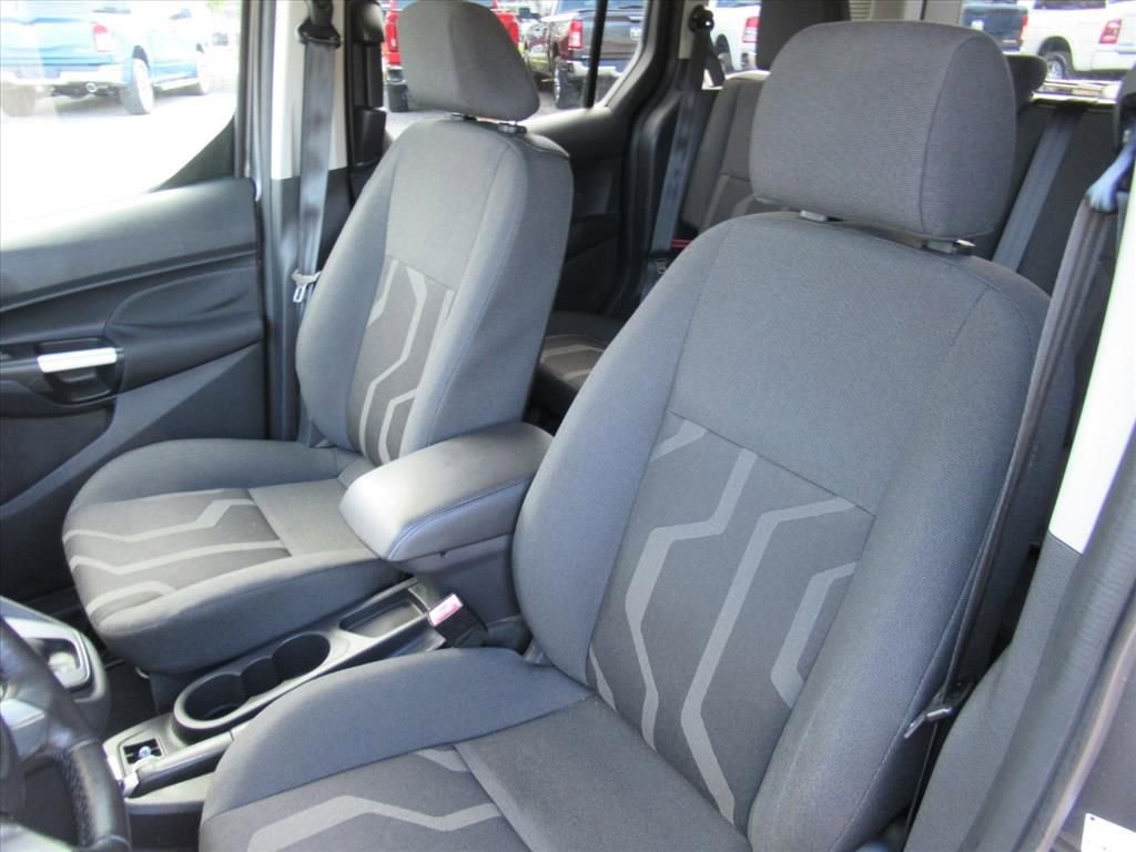 Used 2016 Ford Transit Connect XLT image 18