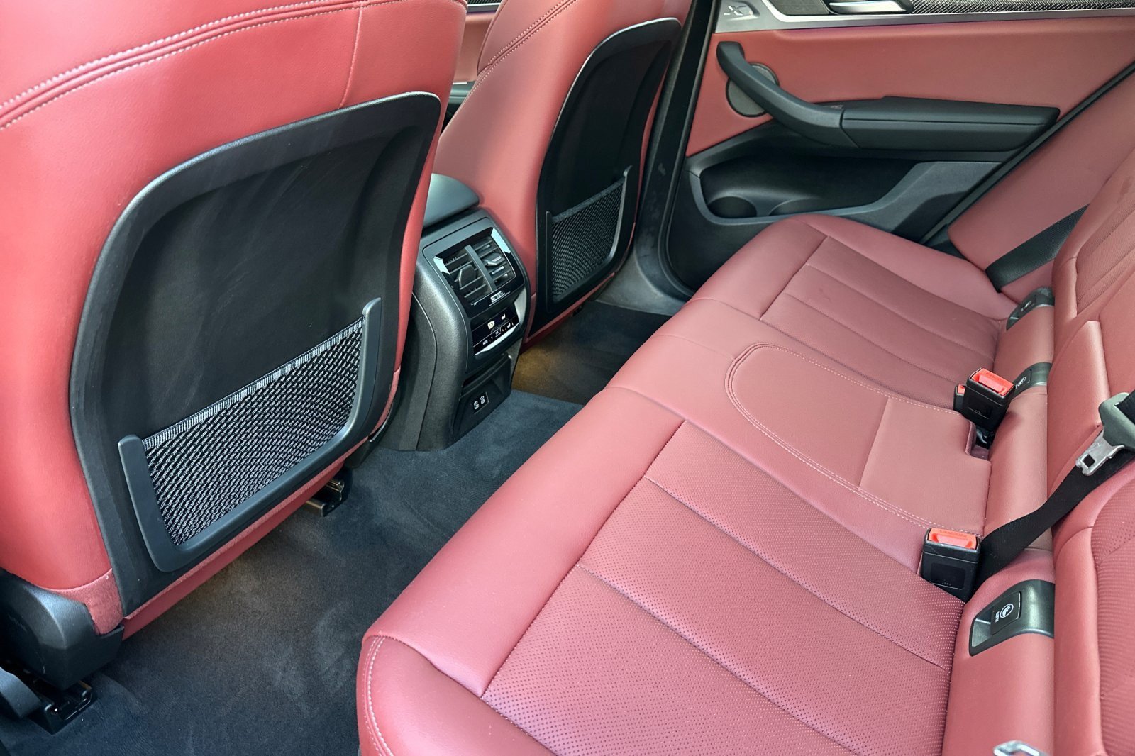 Used 2024 BMW X4 M40i w/ Premium Package AWD/4WD image 11