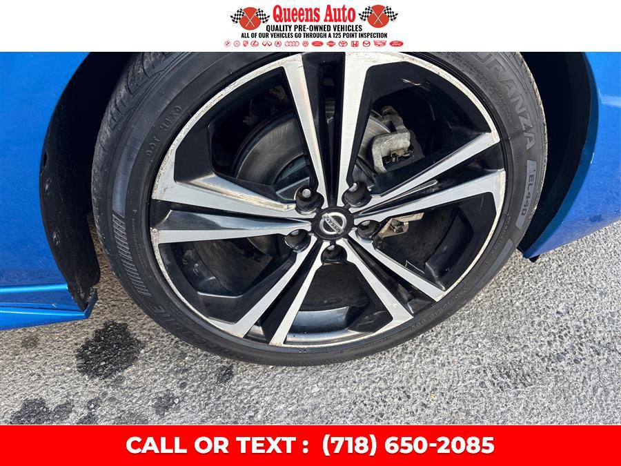 Used 2021 Nissan Sentra SR w/ SR Premium Package FWD image 30