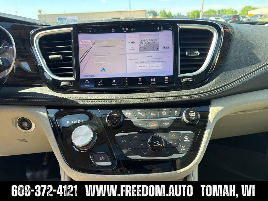 Used 2021 Chrysler Pacifica Limited w/ Premium & Safety Sphere Group AWD/4WD image 18