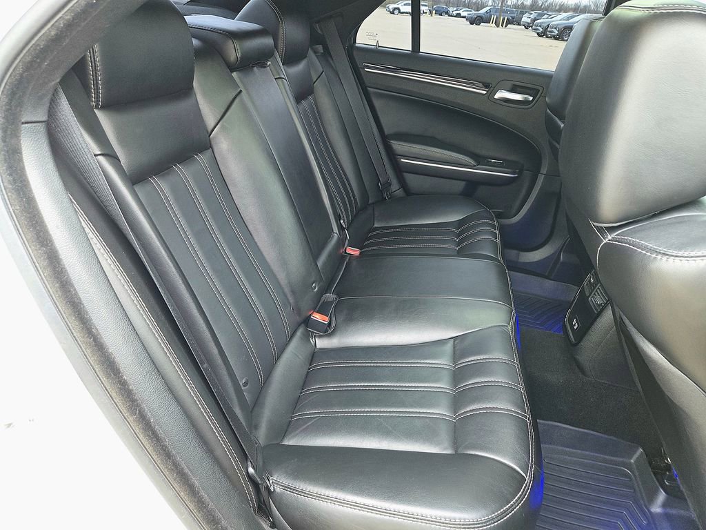 Used 2019 Chrysler 300 S w/ S Model Appearance Package image 25