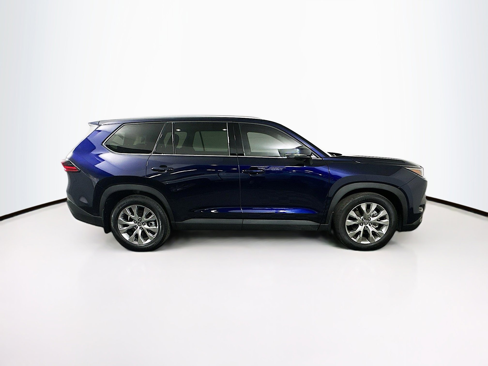 Used 2025 Toyota Grand Highlander FWD image 10