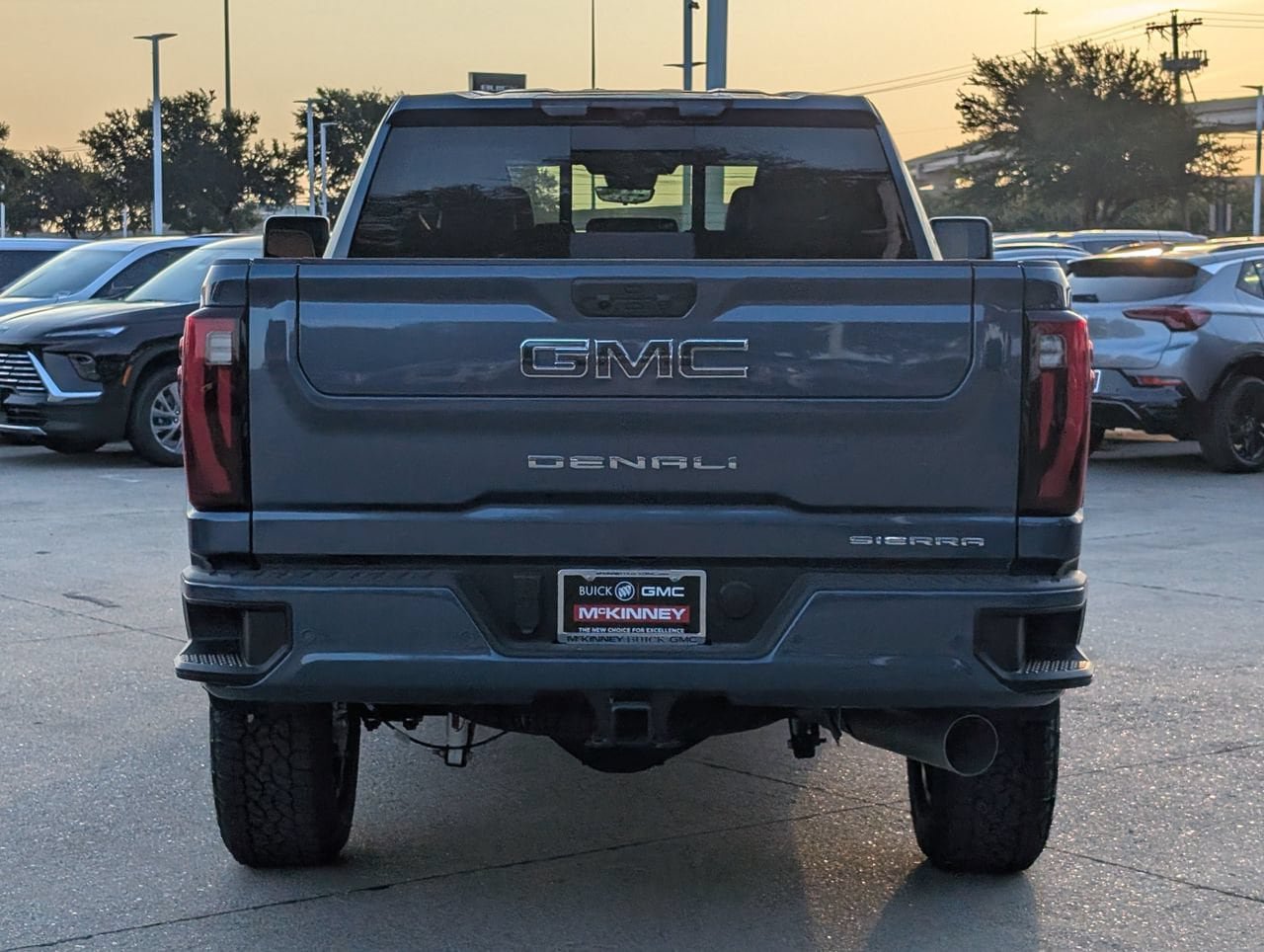 New 2026 GMC Sierra 2500 Denali Ultimate AWD/4WD image 5