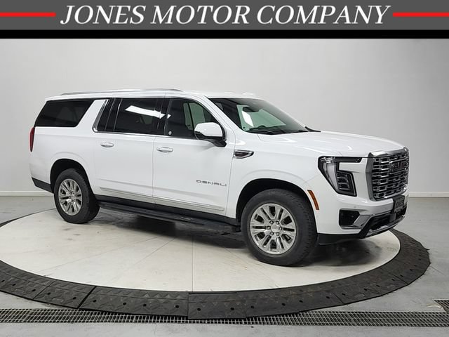Used 2025 GMC Yukon XL Denali AWD/4WD image 1