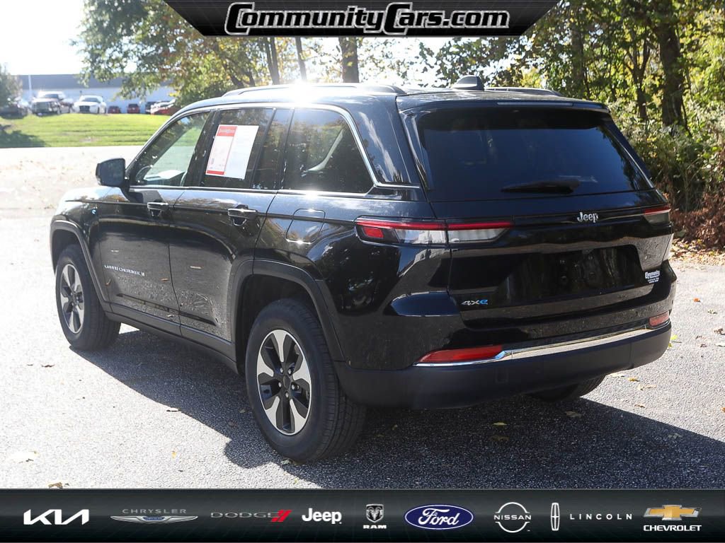 Used 2023 Jeep Grand Cherokee 4WD 4xe image 5