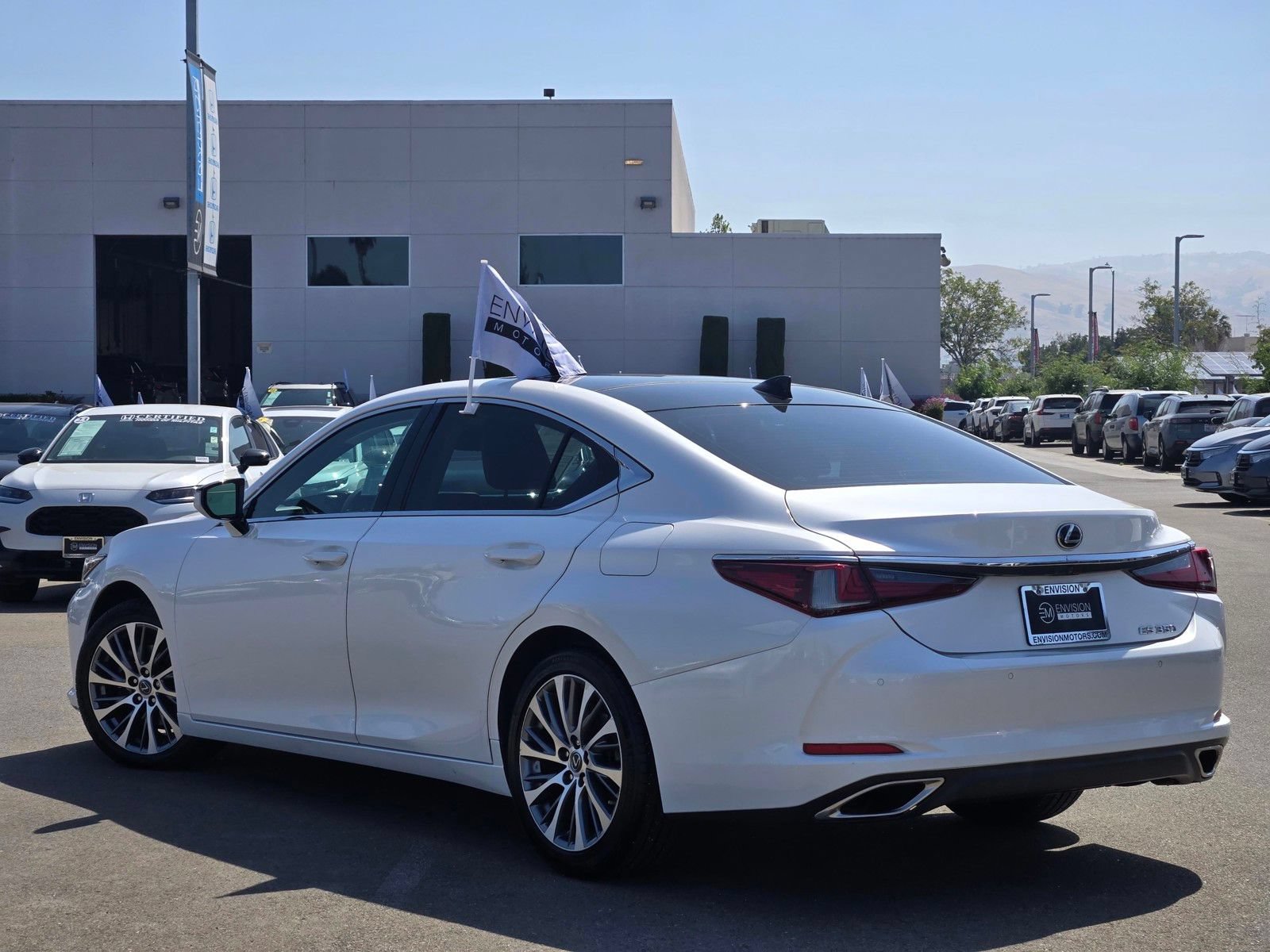 Used 2020 Lexus ES 350 w/ Premium Package FWD image 5