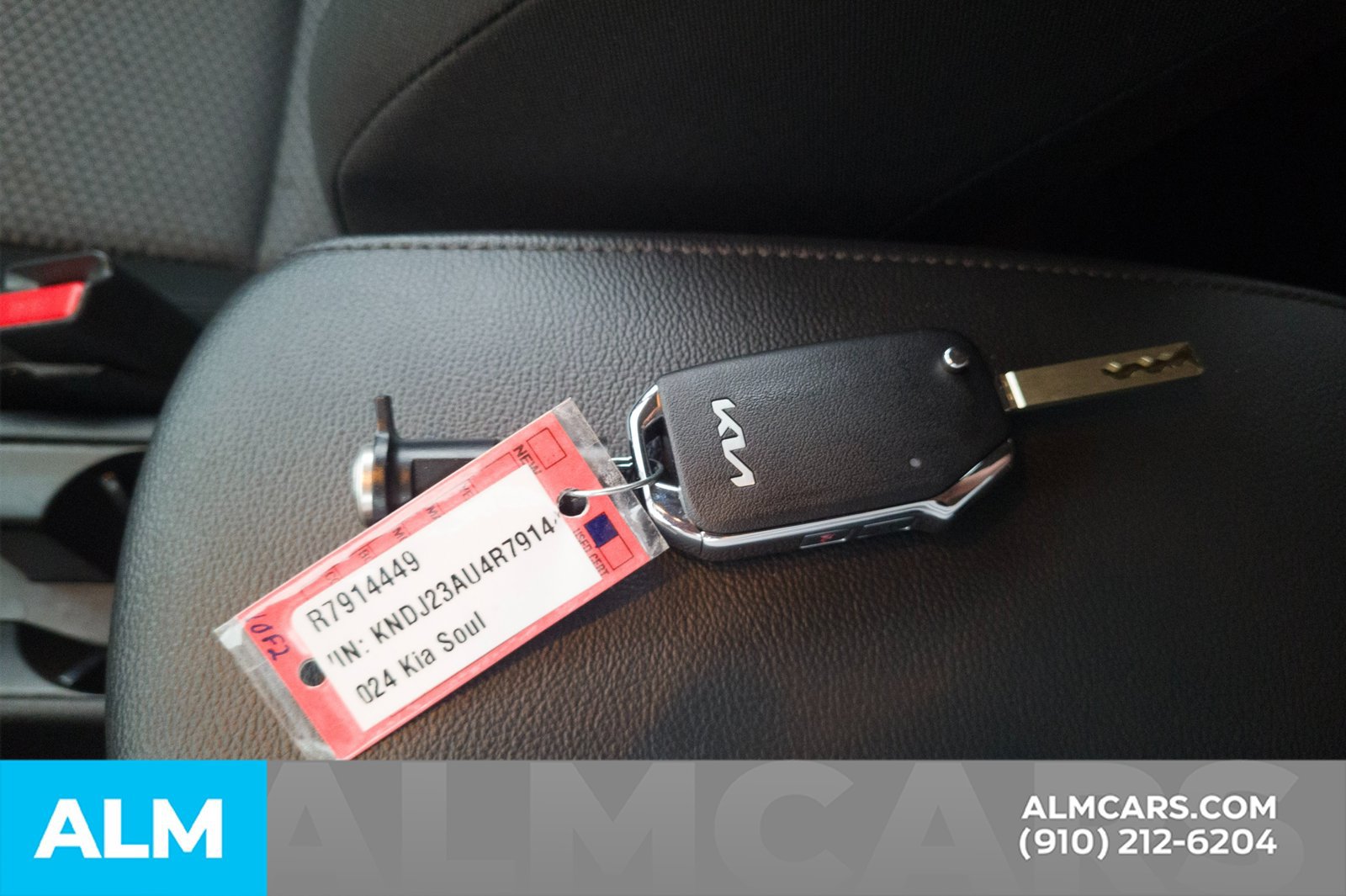 Used 2024 Kia Soul LX w/ Option Group 015 FWD image 33