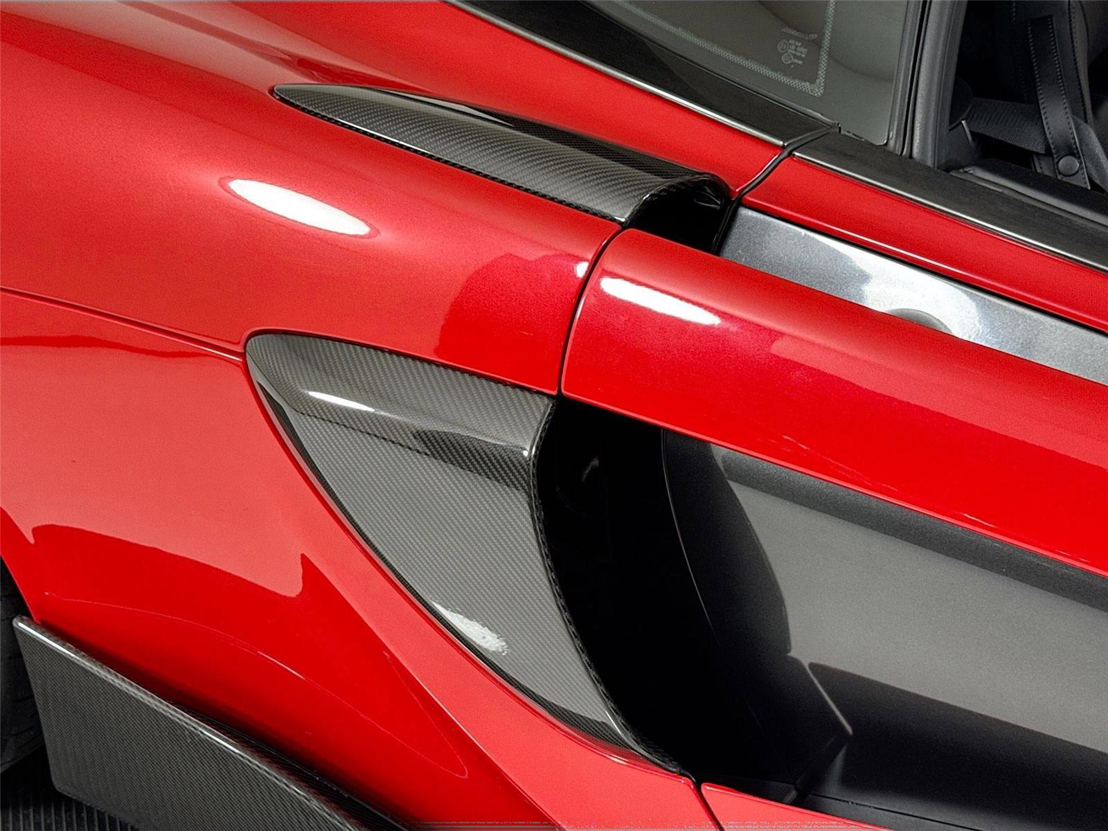 Used 2019 McLaren 600LT RWD image 32