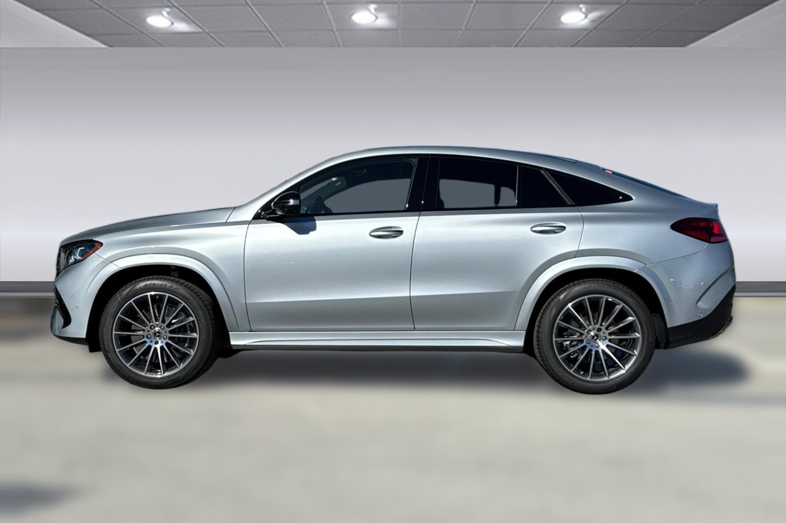New 2027 Mercedes-Benz GLE 450 4MATIC Coupe image 2