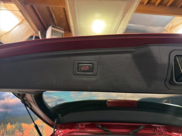 Used 2018 Subaru Outback 2.5i Limited image 42