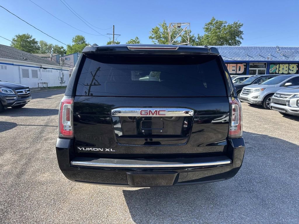 Used 2015 GMC Yukon XL Denali w/ Premium Package image 7