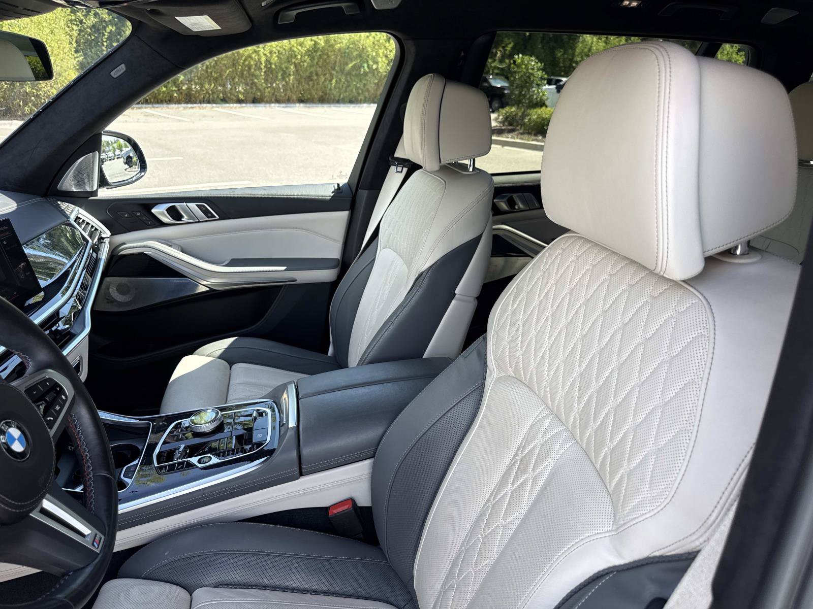 Used 2023 BMW X7 M60i w/ Executive Package AWD/4WD image 26