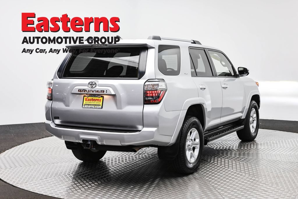 Used 2024 Toyota 4Runner SR5 AWD/4WD image 5