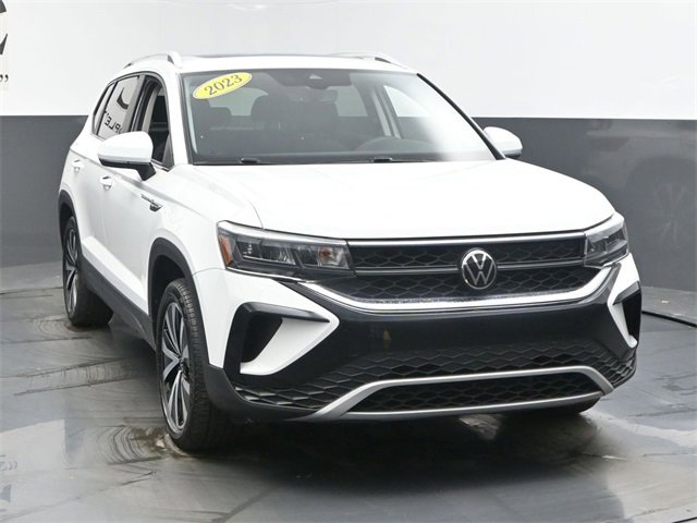 Used 2023 Volkswagen Taos SE w/ Panoramic Sunroof Package image 51