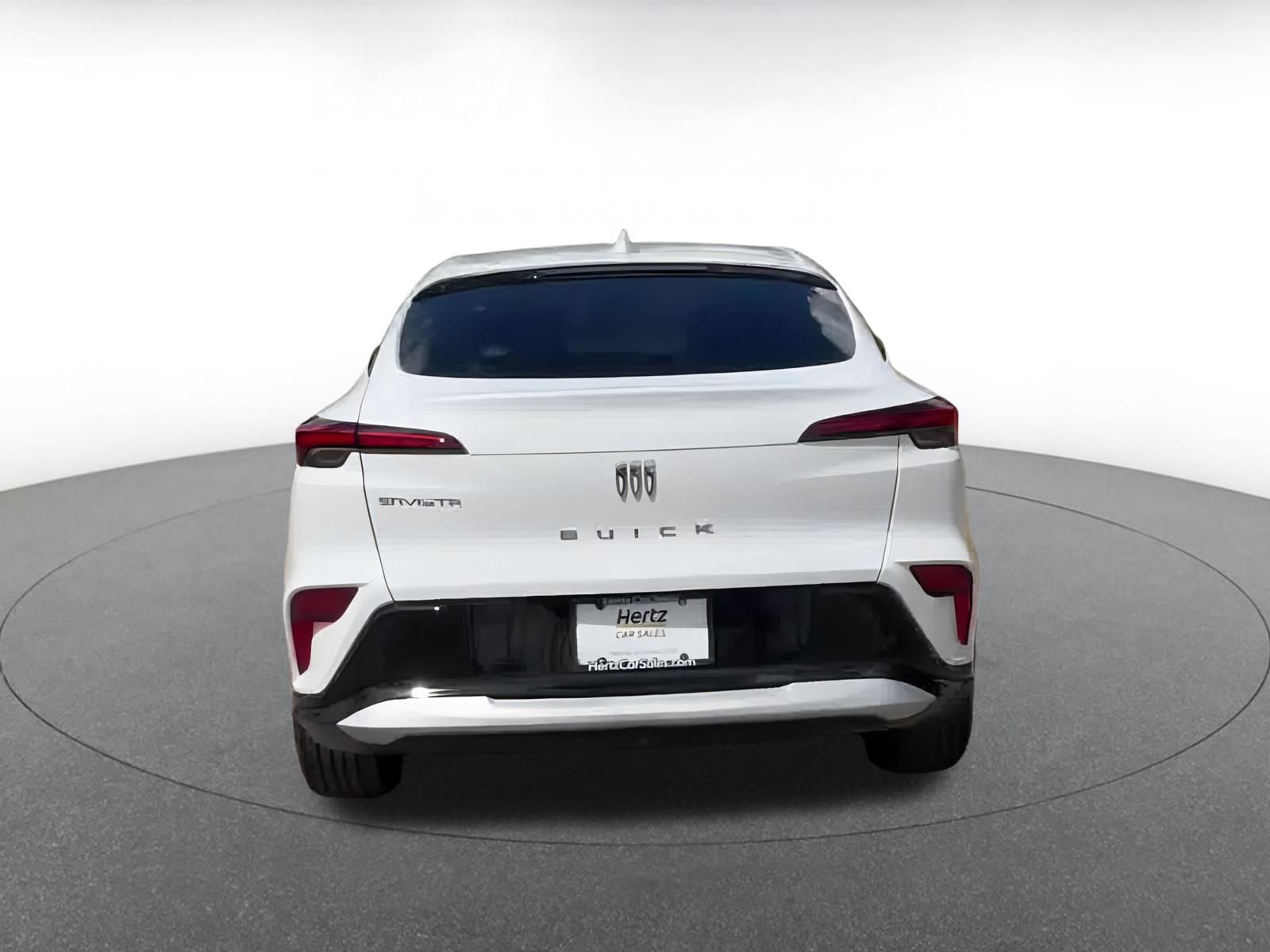 Used 2025 Buick Envista Sport Touring image 11