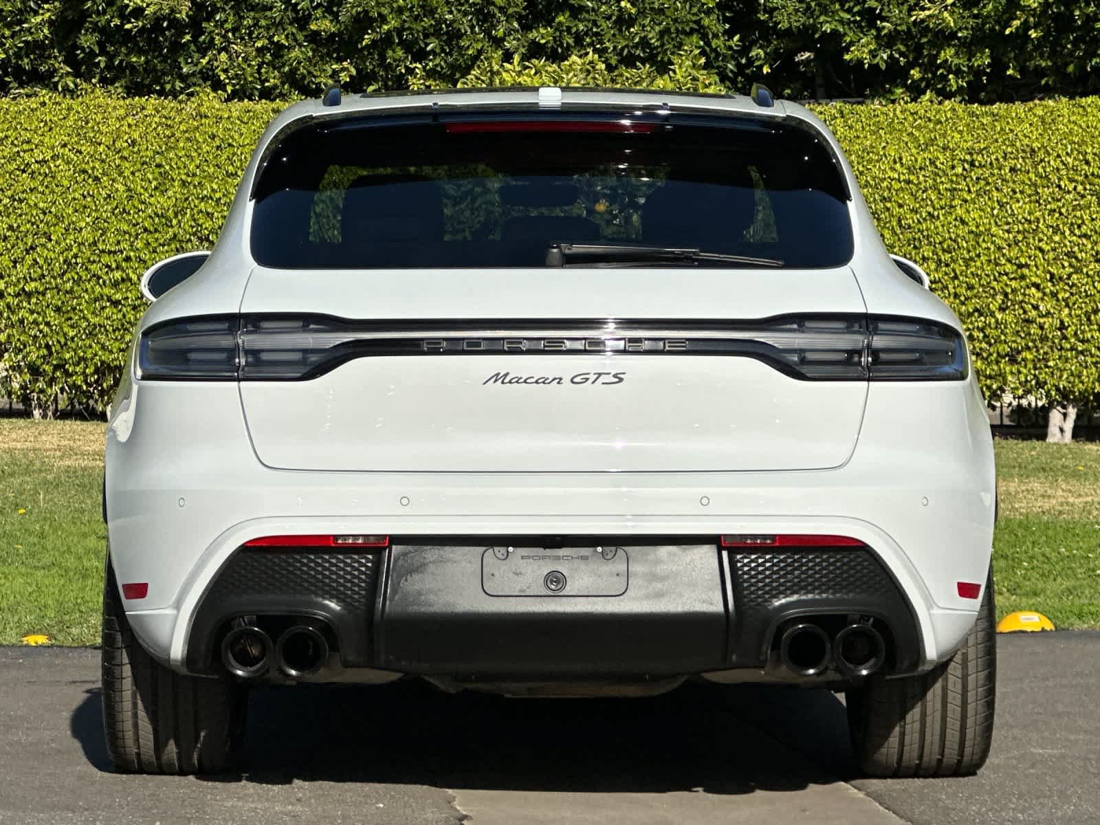 Certified 2025 Porsche Macan GTS AWD/4WD image 7